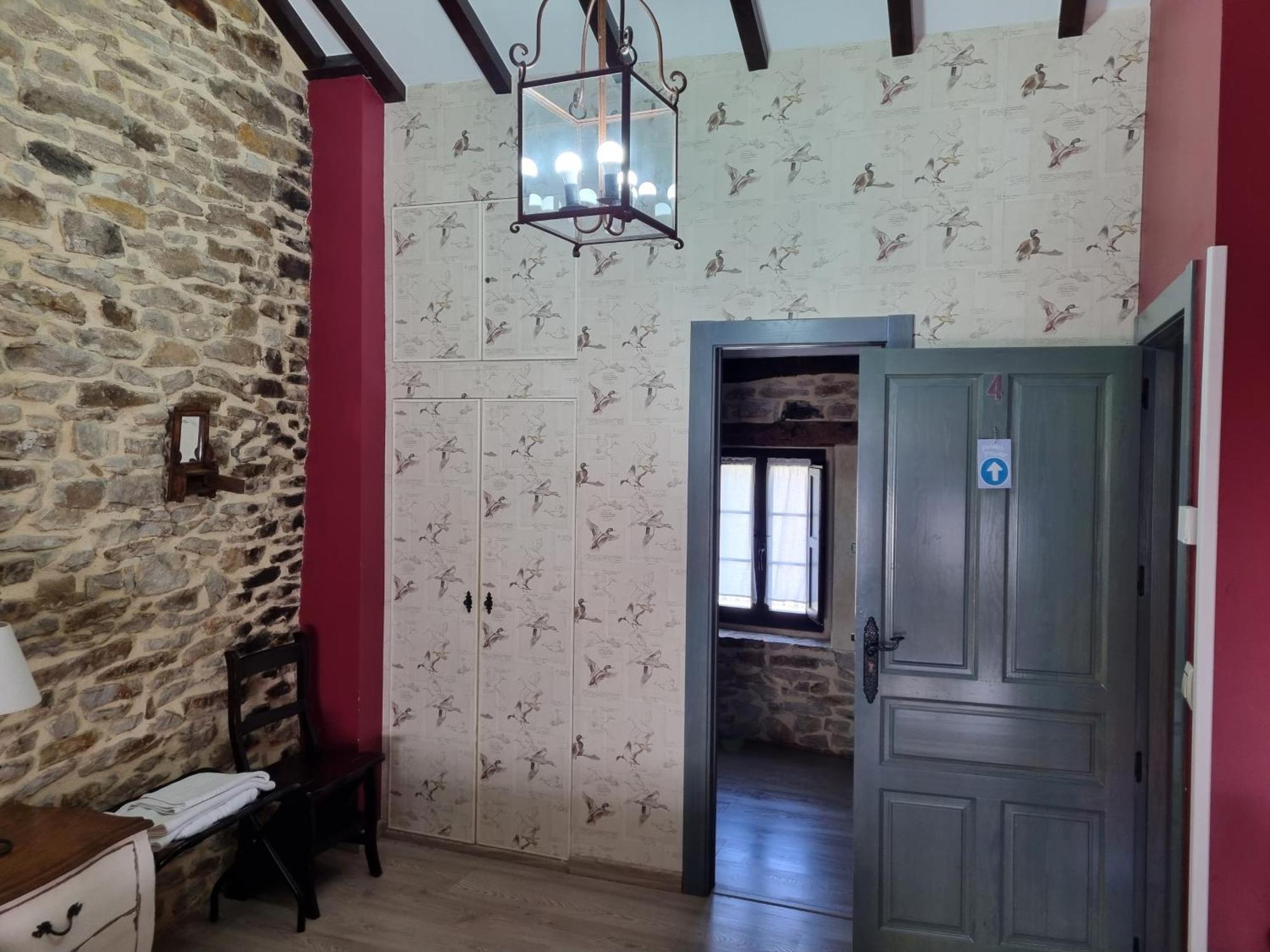 Hotel Rural La Casa Encanto Espinosa De Los Monteros Exterior photo
